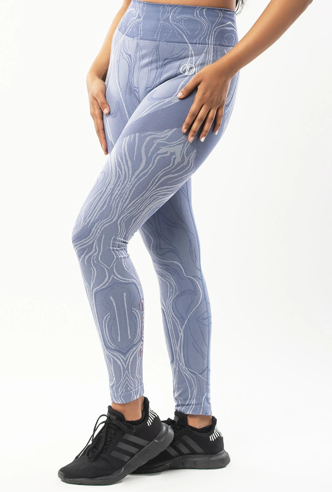 DEMURE LEGGINGS